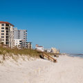How close is jacksonville florida to the ocean?